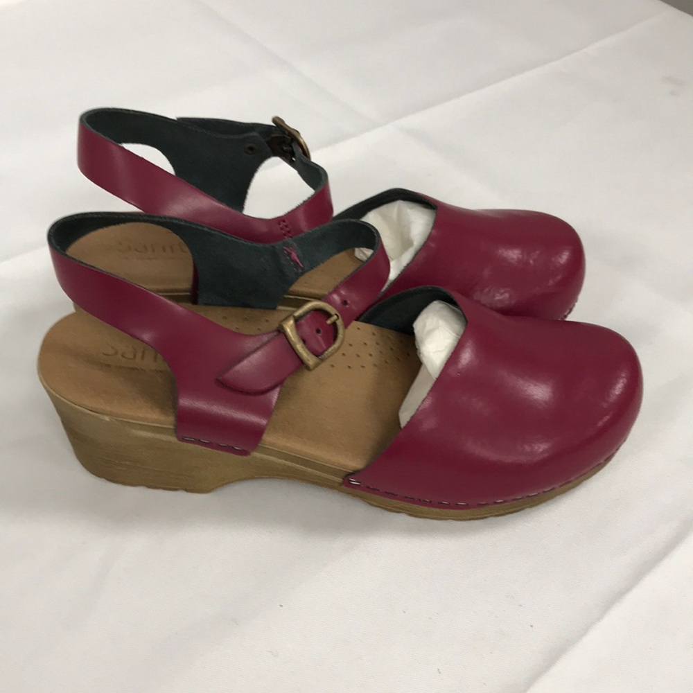 Sanita Womens  Sansi Clog Brown Leather size 38  8 US